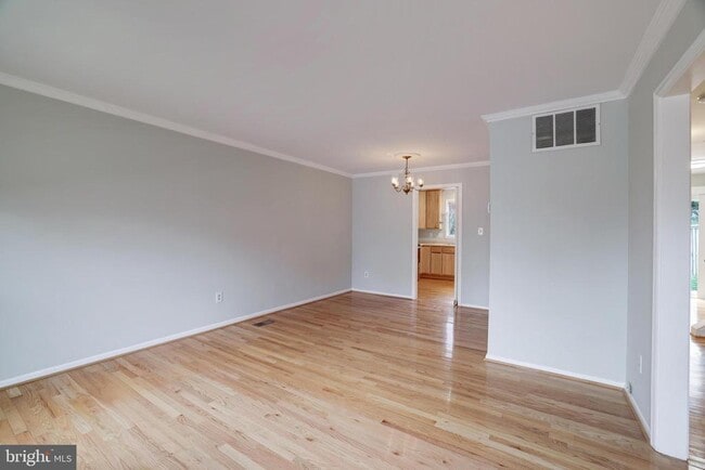 Building Photo - 9823 St Cloud Ct