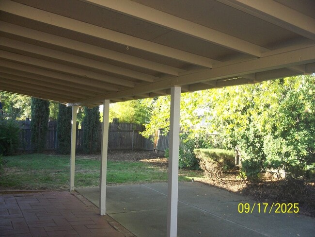 Building Photo - Wonderful Citrus Heights home