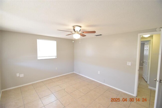 Building Photo - 3221 Topp Dr