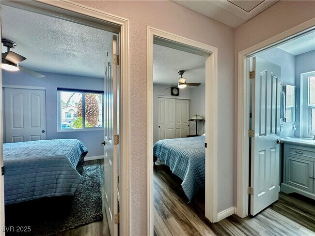 Building Photo - 41 Stone Cress Dr