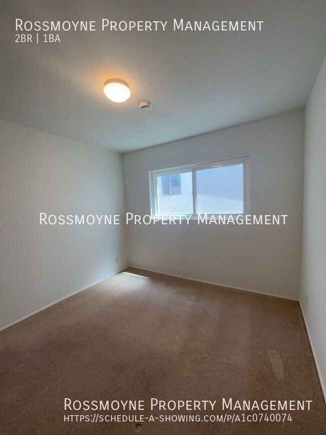 Building Photo - 3342 1/4 Andrita St-