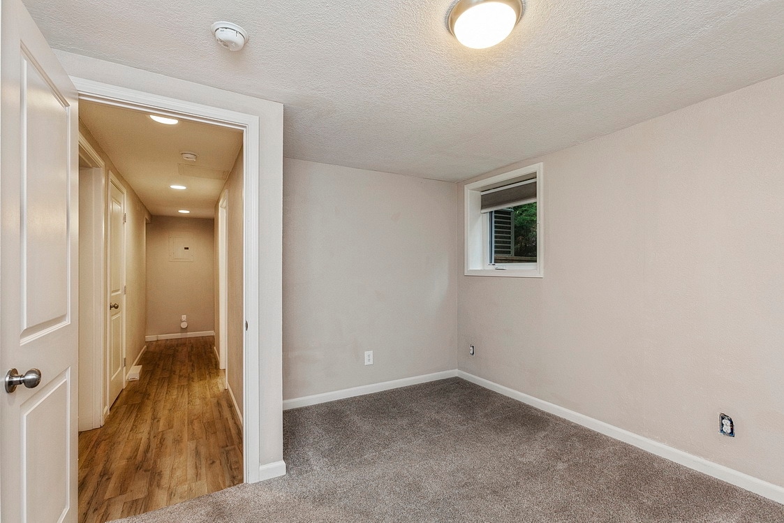 Building Photo - 3384 SE Gladstone St