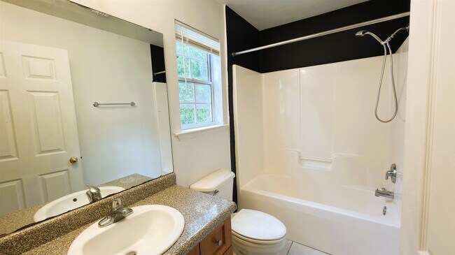 Building Photo - 3189 Sawtooth Dr