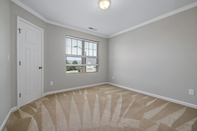 Building Photo - Spacious Four Bedroom Home!
