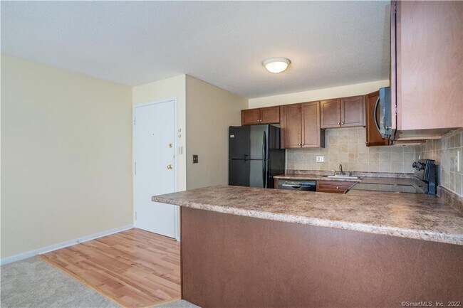 Building Photo - 1401 Harbor View Dr