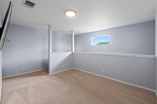 Building Photo - 6003 Wideleaf Dr