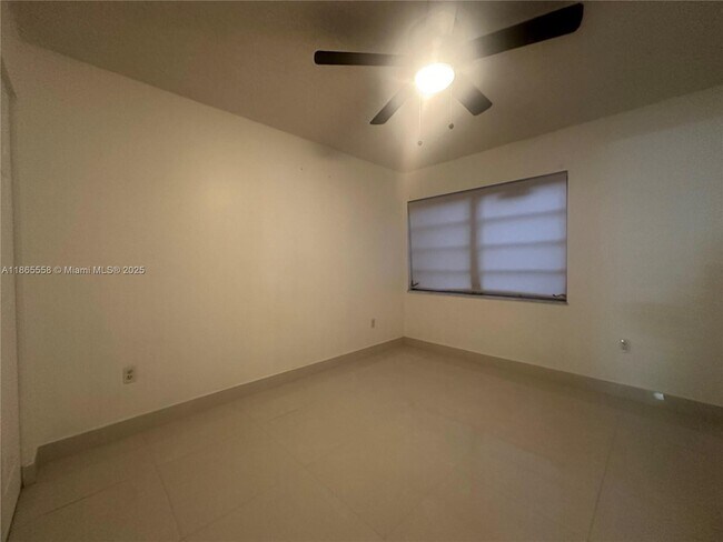 Building Photo - 4680 W 13th Ln
