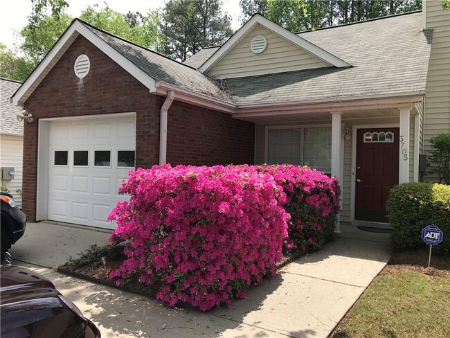 Primary Photo - 3705 Jones Ferry Ln