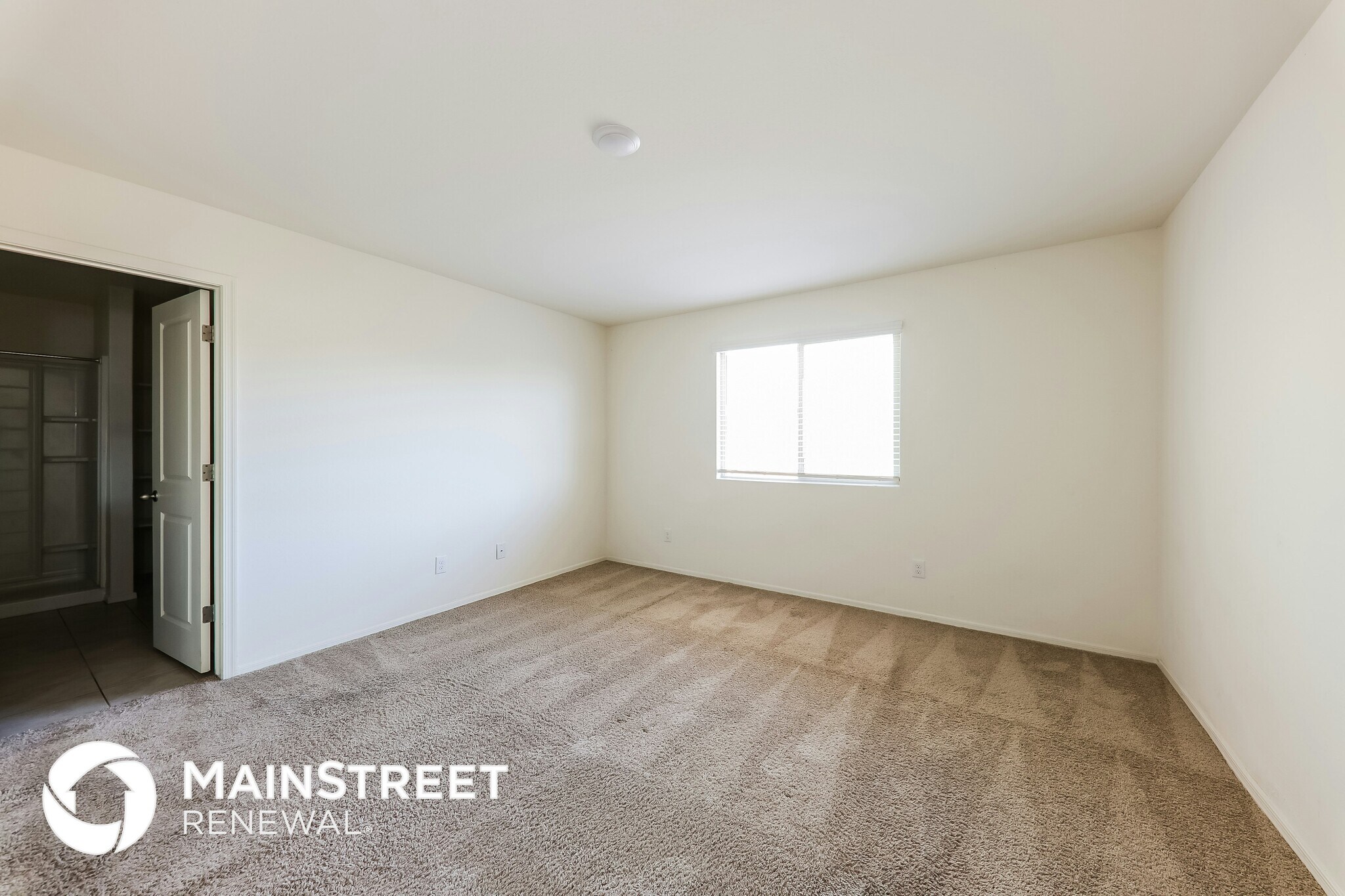 Building Photo - 8808 S 253rd Ave