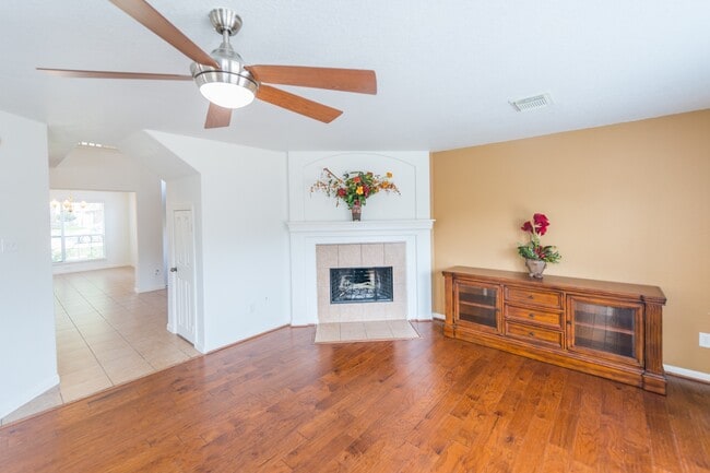 Building Photo - 5111 Juniper Walk Ln