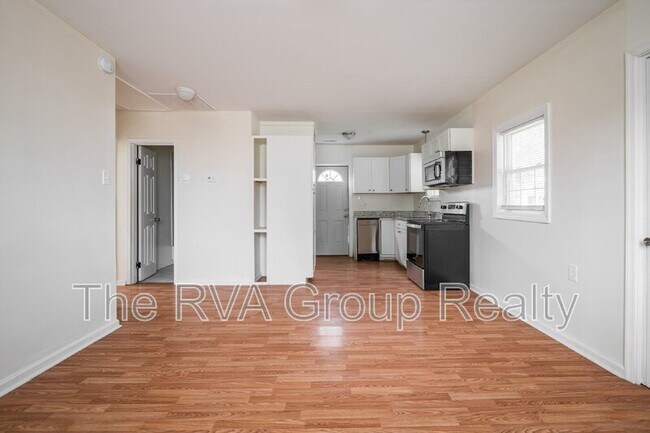 Building Photo - 1801 Keswick Avenue