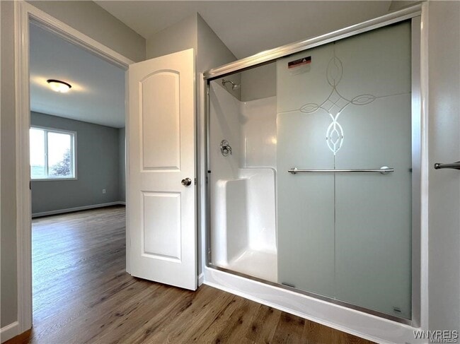 Building Photo - 1589 Center Rd