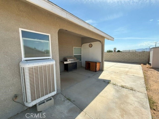 Building Photo - 9425 Evelyn Ave