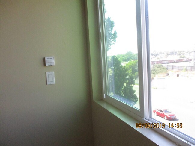 Building Photo - 5448 Mary Ln Dr