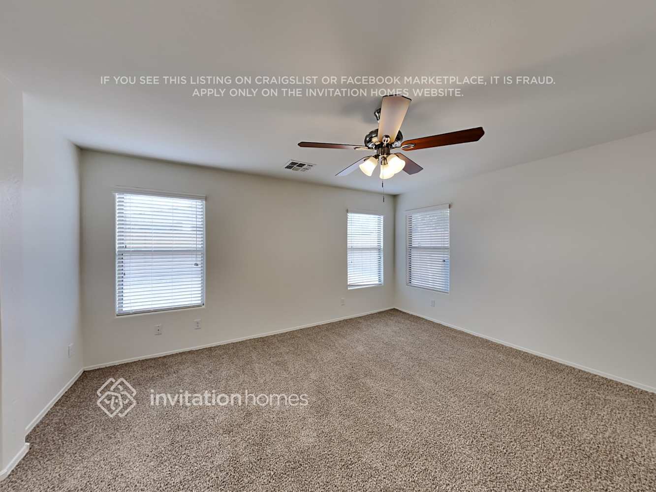 Building Photo - 13737 W Solano Dr