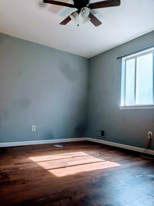 Building Photo - 983 Rathbun Ave