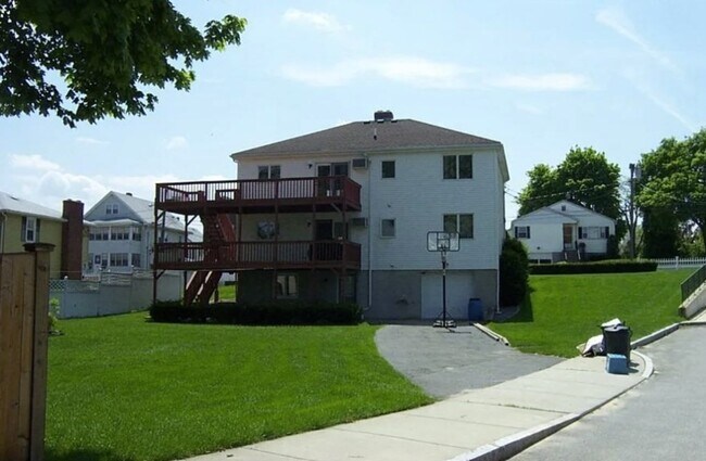 Building Photo - 35 Danny Rd