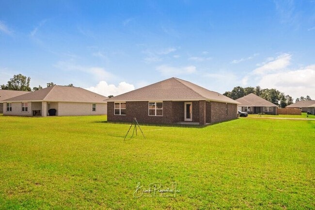 Building Photo - 5571 Hebron Rd