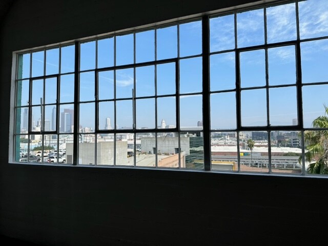 Building Photo - 1308 Factory Pl