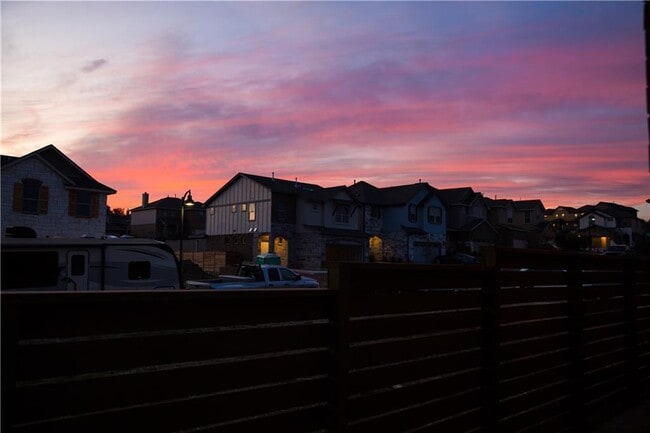 Building Photo - 3651 Sandy Brook Dr