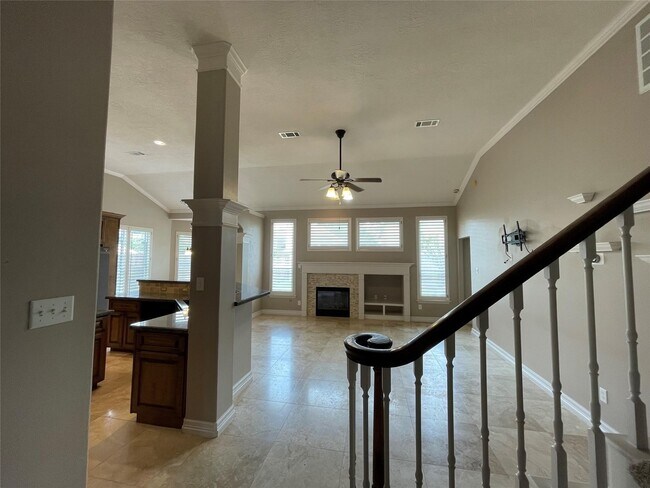 Building Photo - 11611 Canyon Breeze Dr