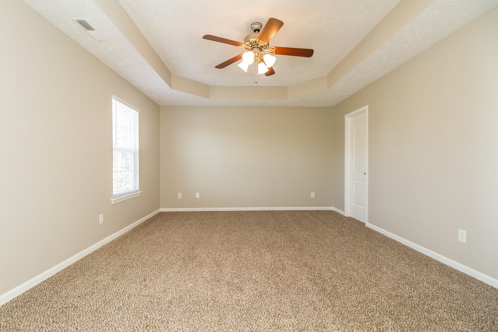 Building Photo - 328 Slippery Rock Dr