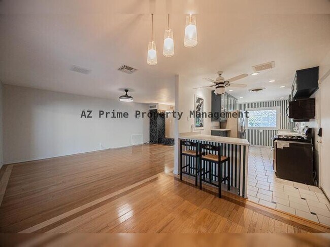 Building Photo - 3137 N 4th Ave