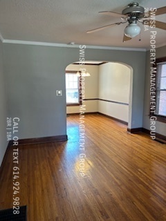 Building Photo - Two bedroom Townhouse in Grandview