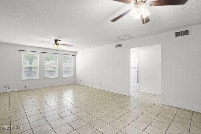Building Photo - 7465 Stoney Hill Dr