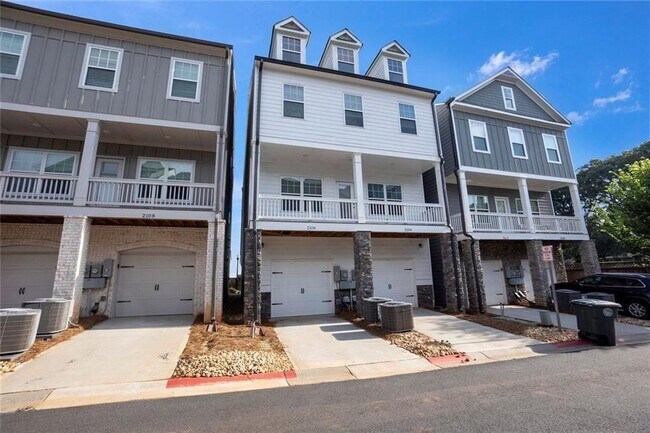 Building Photo - 2106 Irvin Ct