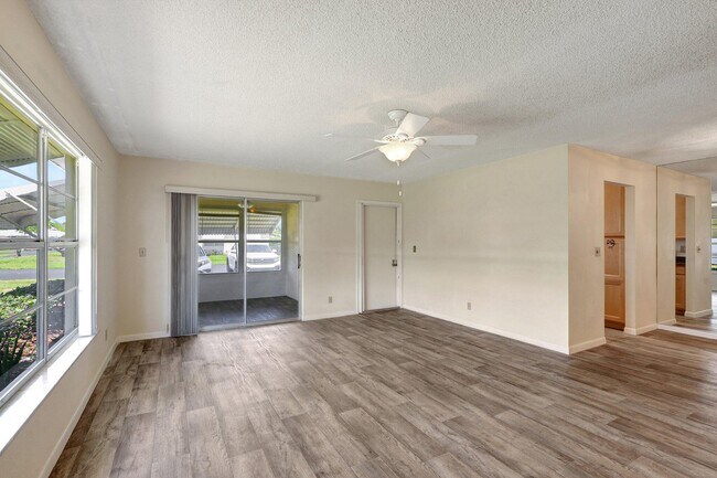 Building Photo - 903 Savannas Point Dr