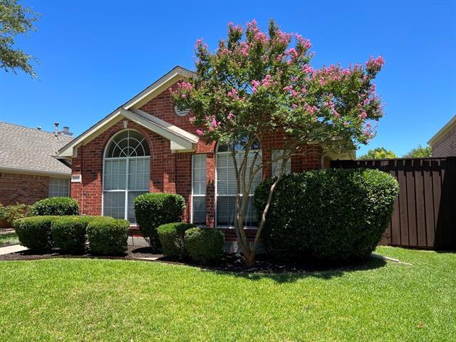Building Photo - 3013 Foxhollow Dr