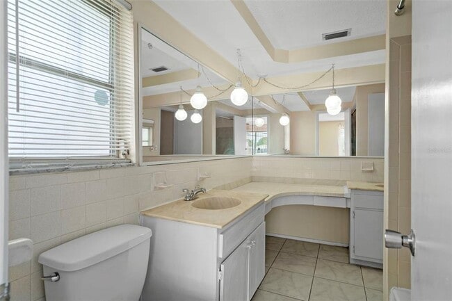 Building Photo - 7403 Populus Dr