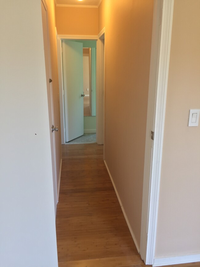 hallway into bathroom - 116 Grove St