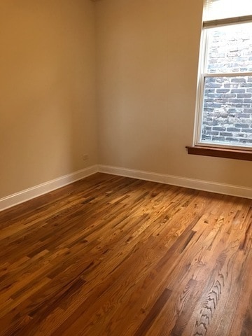 Building Photo - 1326 N Maplewood Ave