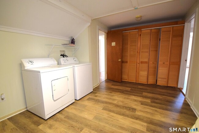 Building Photo - 1129 CT-169