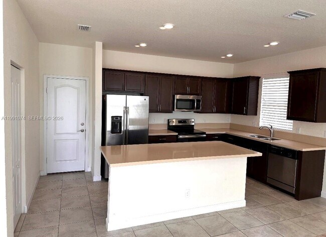 Building Photo - 4229 Troon Pl