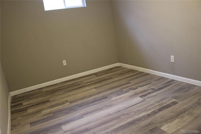 Building Photo - 1811 W Bijou St