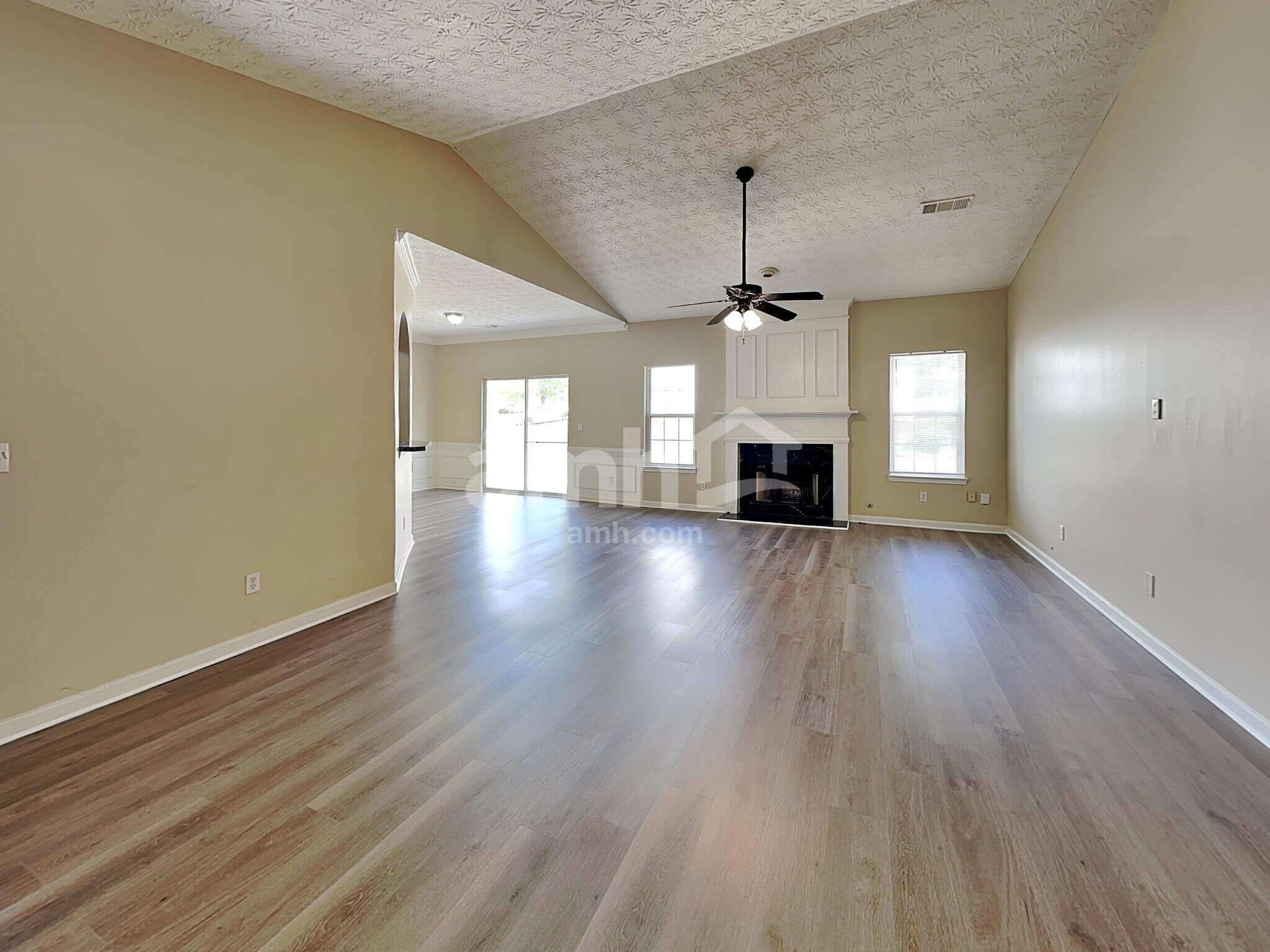 Building Photo - 4284 Wood Cove Dr