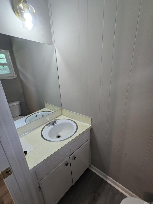 Building Photo - 15224 Atwood Cove