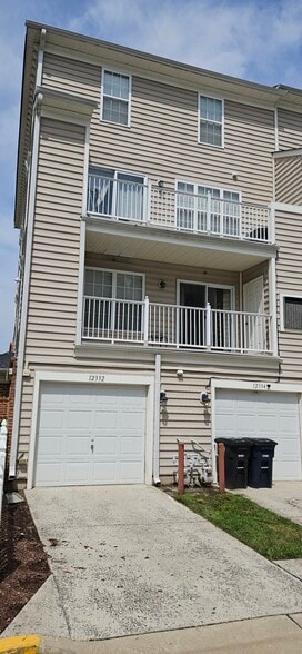 Building Photo - 12332 Rollys Ridge Ave