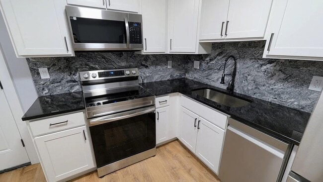 Building Photo - 5317 Shiloh Dr