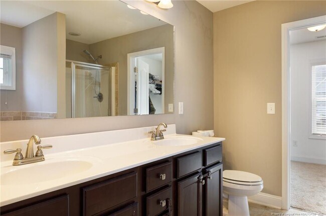Building Photo - 40 Cherry Hill Dr