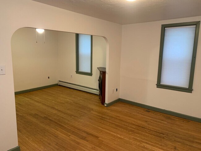 Building Photo - 179 N Water St