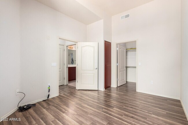 Building Photo - 11640 N Tatum Blvd
