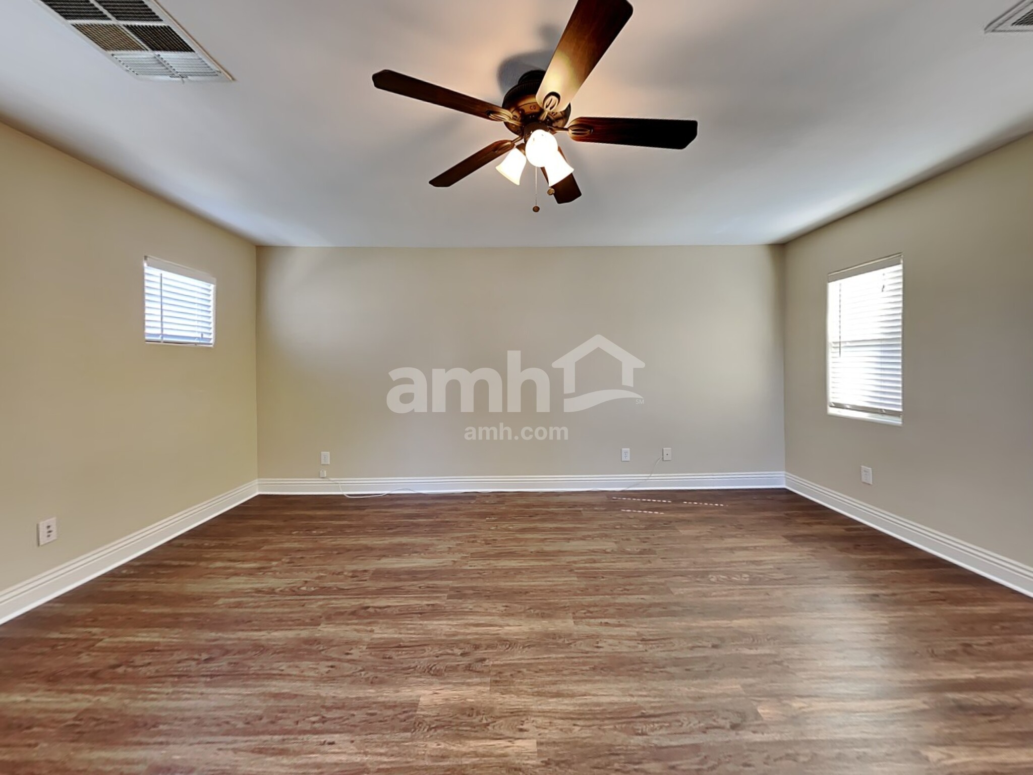 Building Photo - 8845 Red Fox Dr