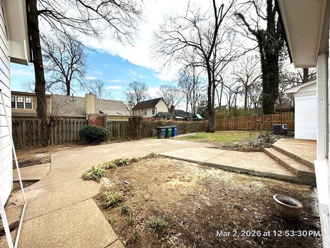 Building Photo - Germantown/ Gorgeous 5 Bedroom Home Newly Renovated