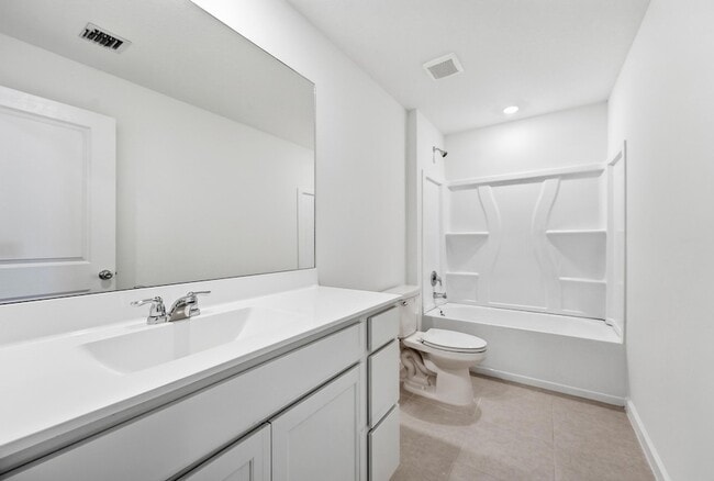 Building Photo - 10461 NW Suncrest Lp