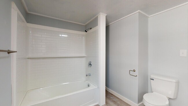 Building Photo - 7 Island Ave