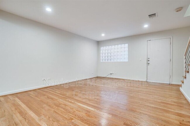 Building Photo - 4134 Travis St